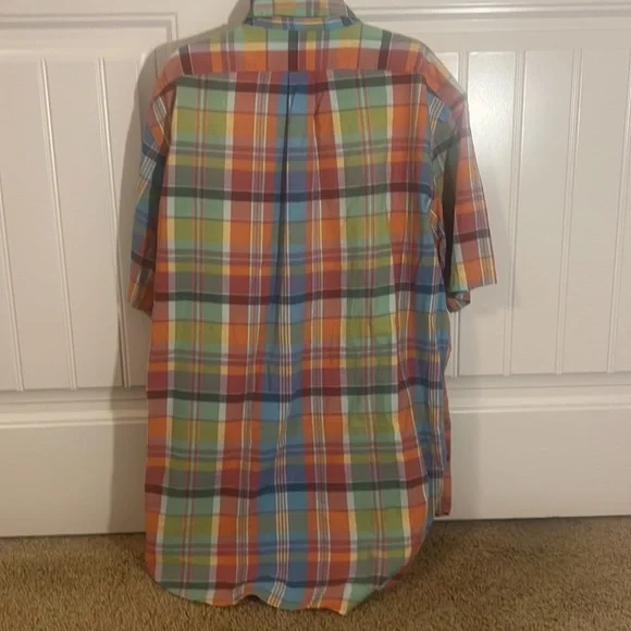 Colorful Ralph Lauren Short Sleeve Shirt Classic Fit Medium. - Picture 4 of 4